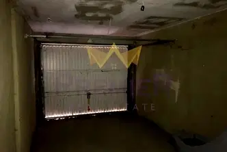 Гараж/Паркомясто във Варна, Колхозен пазар