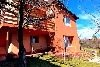 Къща в Банкя