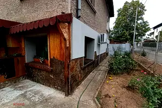 Къща в с. Локорско