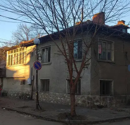 Снимка 3 — Къща в Пазарджик, Център