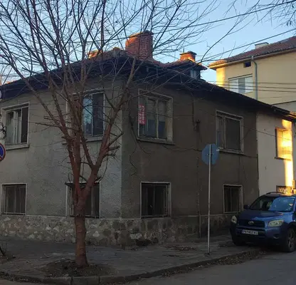 Снимка 4 — Къща в Пазарджик, Център