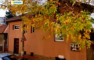Къща във Велико Търново, Център