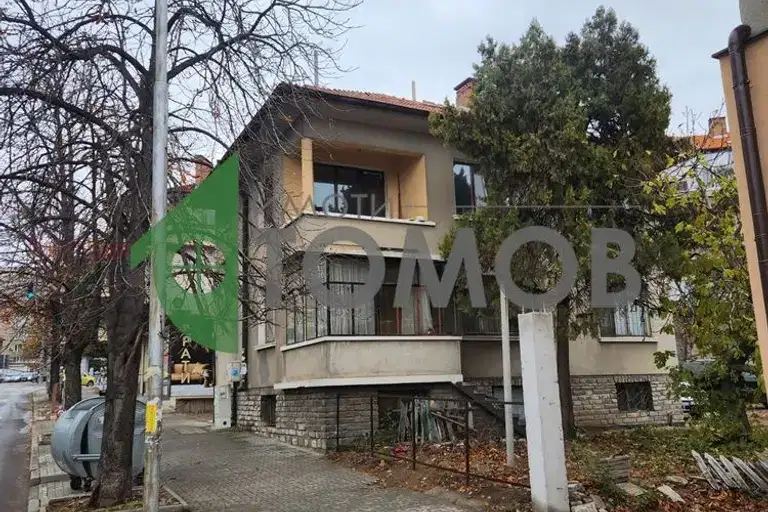 Къща в Стара Загора, Център