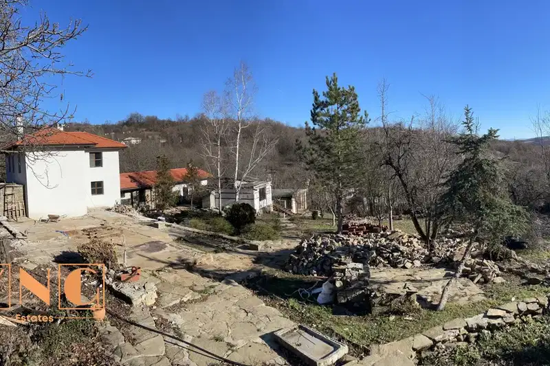 Къща в Габрово, Център
