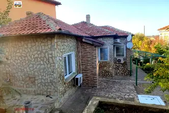 Къща в Добрич, Център