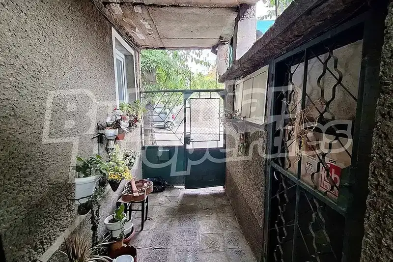 Къща във Варна, Христо Ботев