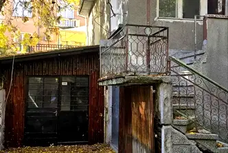 Къща в Плевен, Идеален център