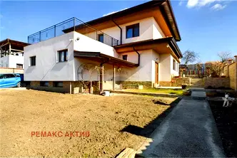 Къща във Варна, м-т Боровец - север