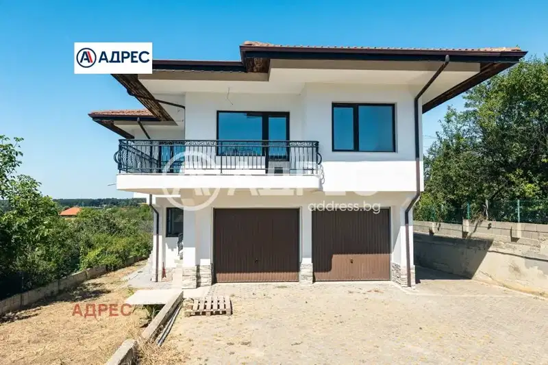 House in Varna, Borovec - Yug