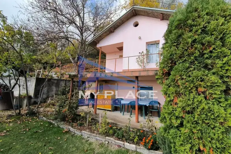 Къща в Шумен, м-т Чашка