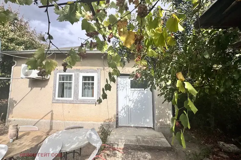 Къща в Добрич, м-т Газибаба