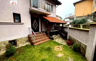 Къща във Враца, Медковец
