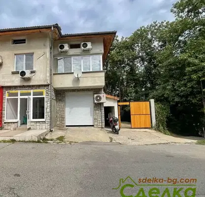 Снимка 2 — Къща в Габрово, Младост
