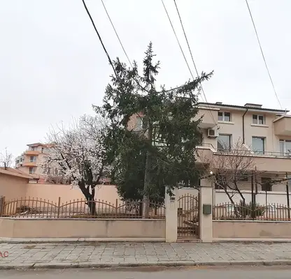 Снимка 2 — Къща в Бургас, Сарафово