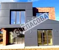 Снимка 2 — Къща във Варна, Виница