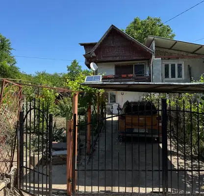 Photo 5 — 3-room house in Dobrich, Lozyata area with yard and parking spaces