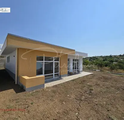 Photo 2 — House in Oblast Burgas, Cherni Vryh