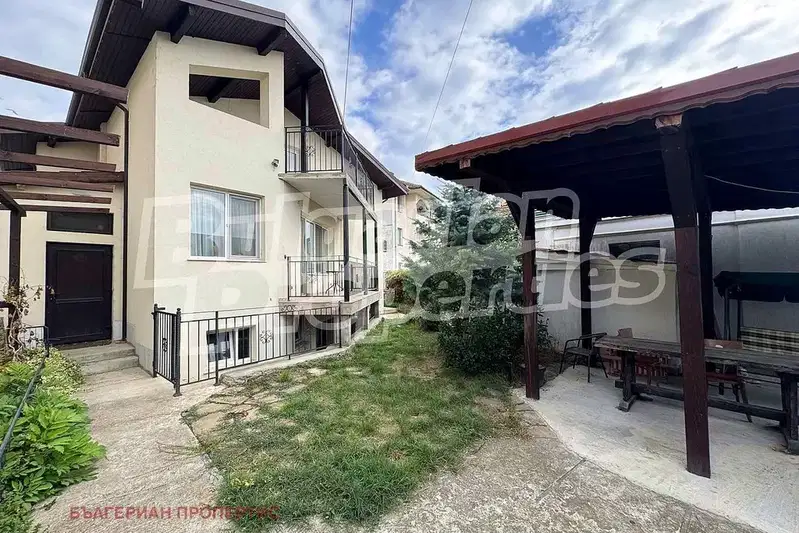 House in Oblast Dobrich, Balchik
