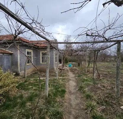 Снимка 4 — Къща в Добрич, с. Преселенци