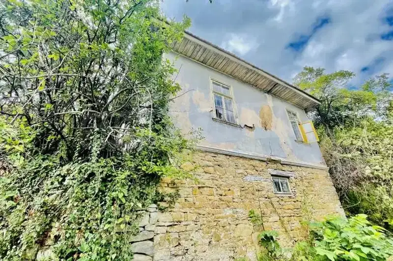 House in Oblast Gabrovo, с. Куманите