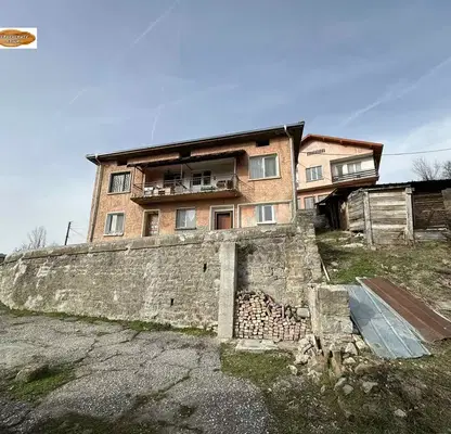 Photo 2 — House in Oblast Gabrovo, Plachkovci
