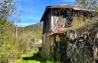 Къща в Габрово, с. Карамичевци