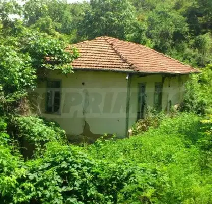 Photo 2 — House in Oblast Gabrovo, с. Куманите