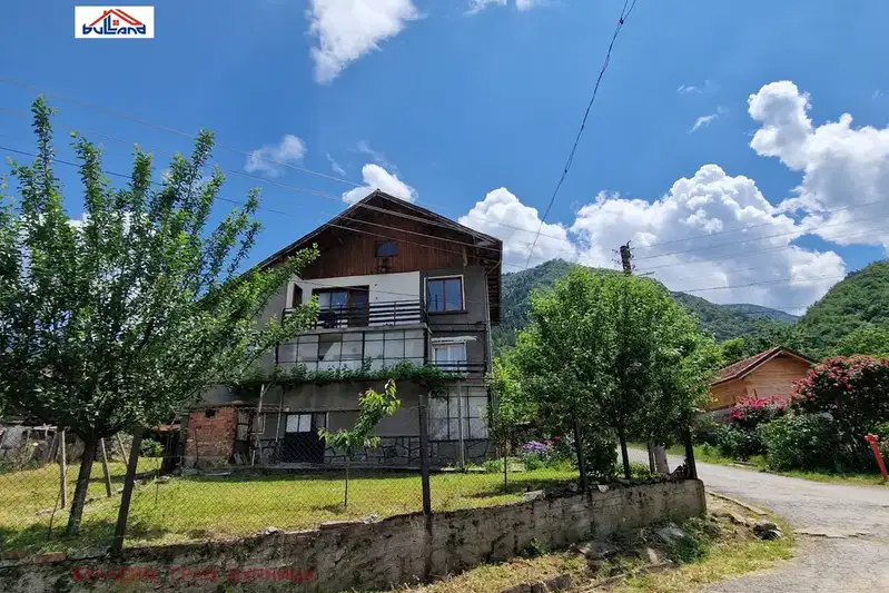 House in Oblast Kyustendil, Bistrica