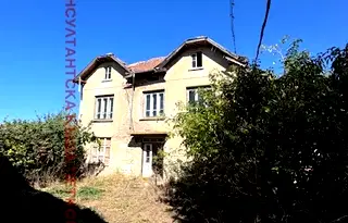 Къща в Ловеч, с. Горско Сливово