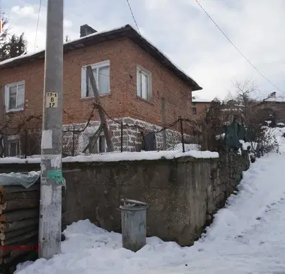 Снимка 3 — Къща в Пазарджик, с. Розово
