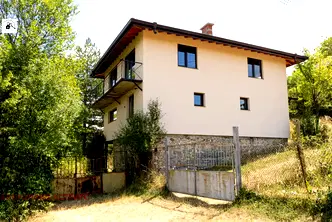 Къща в Перник, Радомир