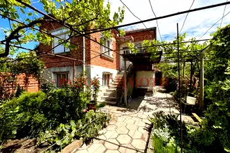 Къща в Пловдив, с. Болярино