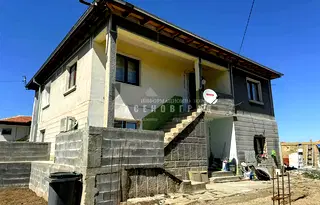 Къща в Пловдив, с. Долнослав