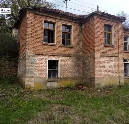 Снимка 2 — Къща в Пловдив, с. Мраченик