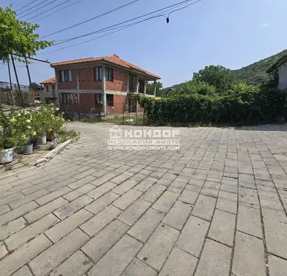 Photo 2 — House in Oblast Plovdiv, Ustina