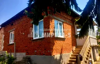 Къща в Разград, с. Юпер