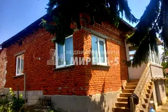 Къща в Разград, с. Юпер