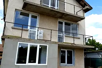 Къща в Русе, с. Червена вода