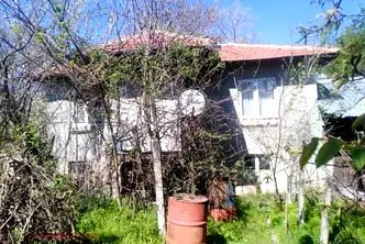 Къща в Русе, с. Тръстеник