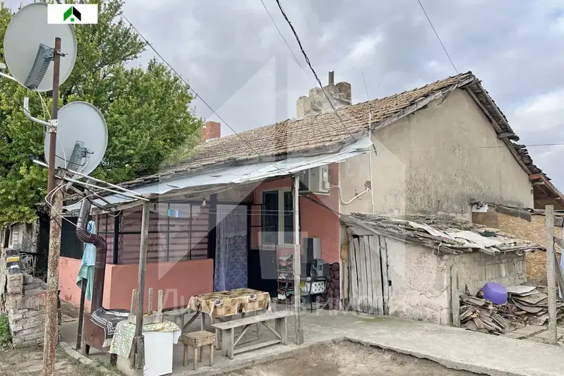 House in Oblast Shumen, Novi Pazar
