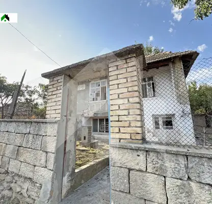 Снимка 3 — Къща в Шумен, Нови пазар