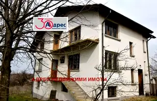 Къща в Сливен, с. Пет могили