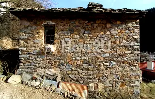 Къща в Смолян, с. Широка лъка