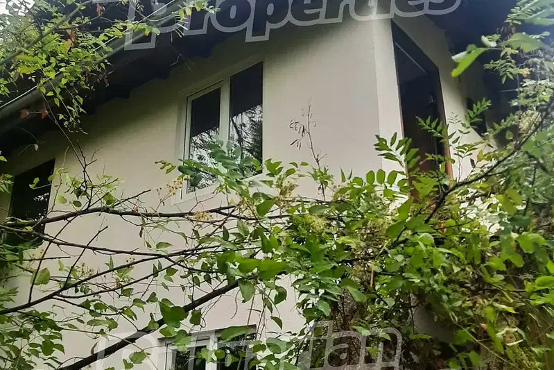 House in област София, Djurovo