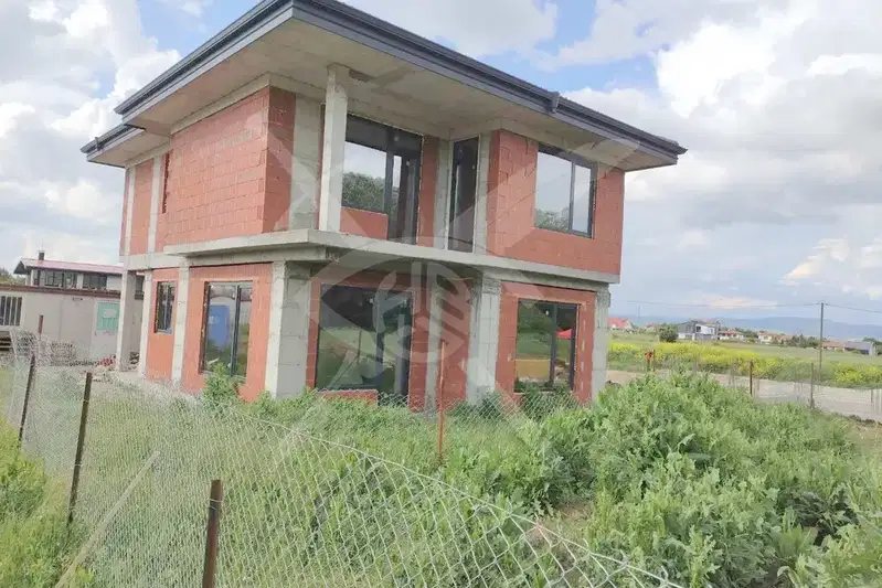 House in област София, Gurmazovo