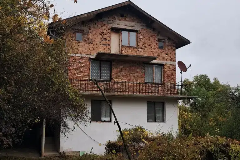 Къща в София, с. Гълъбовци