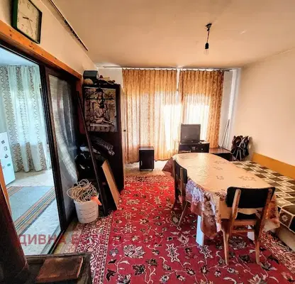 Photo 5 — House in Sofia, s. Polyantsi
