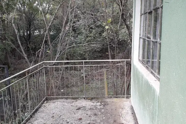 House in област София, Yalbotina