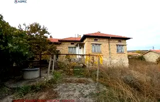 Къща в Търговище, с. Макариополско