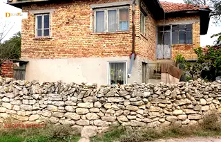Къща във Варна, с. Аврен